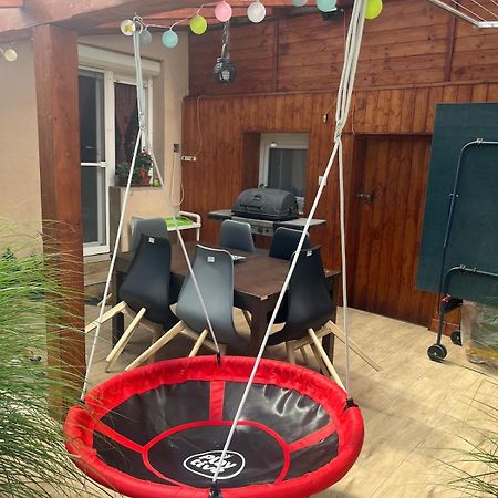 Apartament Tejfeles Vendeghaz Porva Zewnętrze zdjęcie